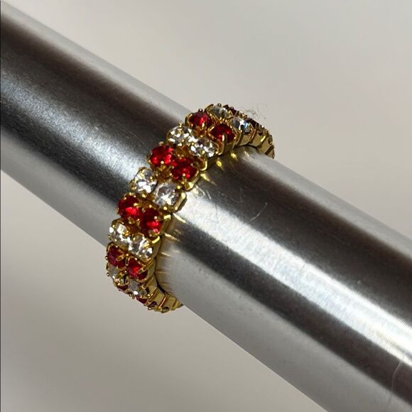 Double Gold Tone White and Red Crystal Banded Stretch Ring Size 6-15 - Picture 1 of 4